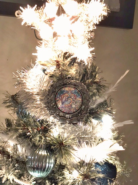 manger-ornament-and-star